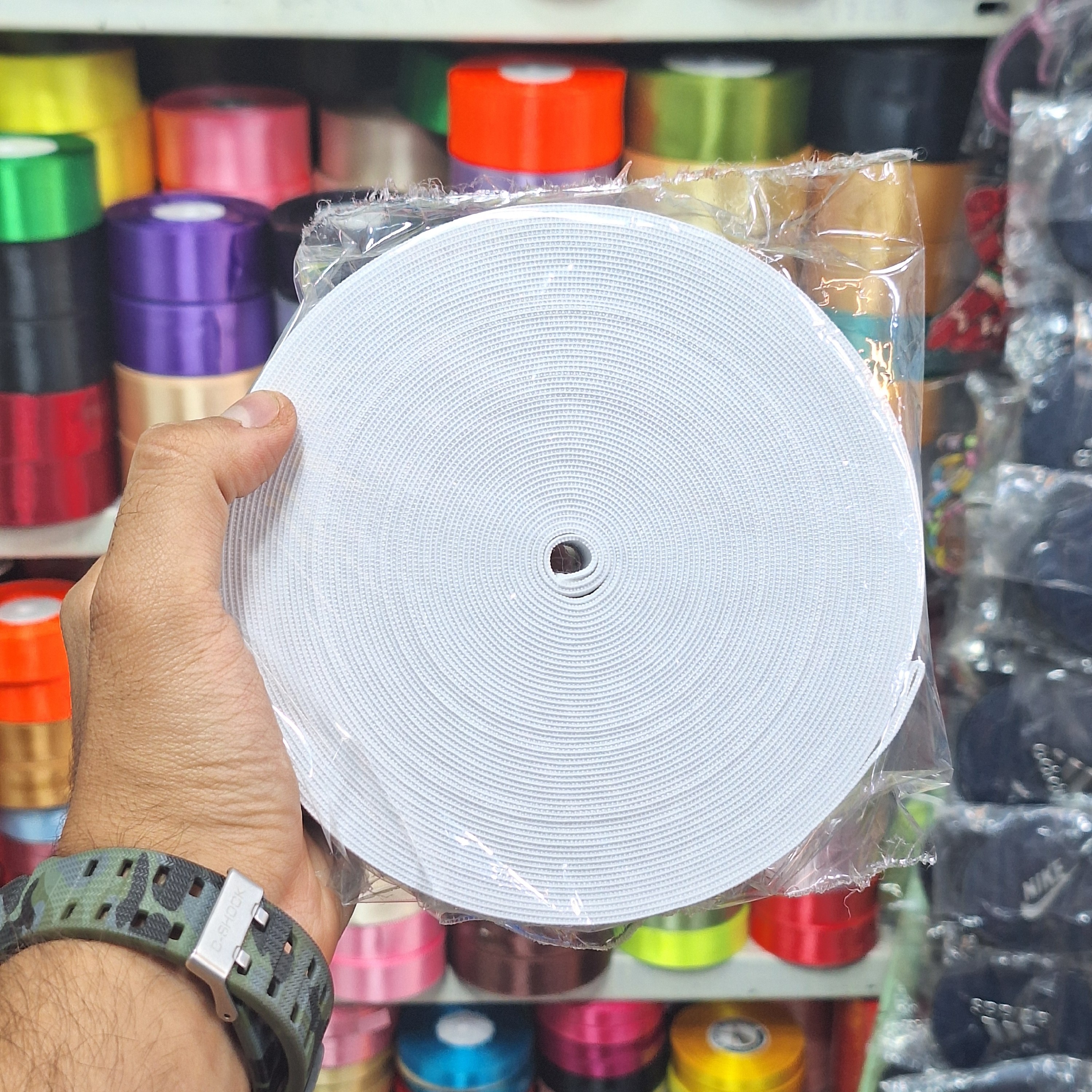 کش پنج سانتی سفید(5cm)کیفیت بالا بسته 18 یاردی(حدود 16.5متر)(خرازی و خیاطی)