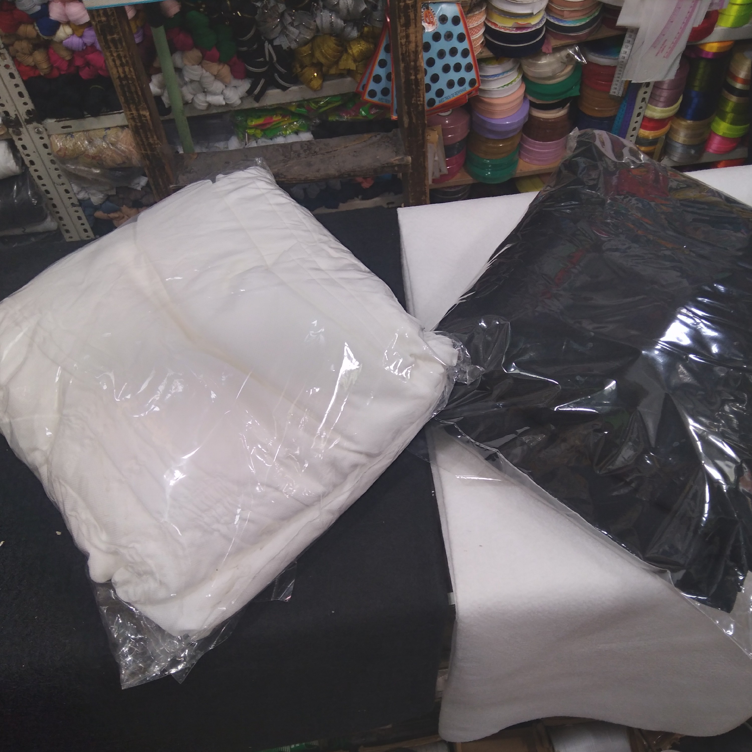 لایی چسب پرشین بسته 10 یاردی(9.20 متری )(خرازی و خیاطی )