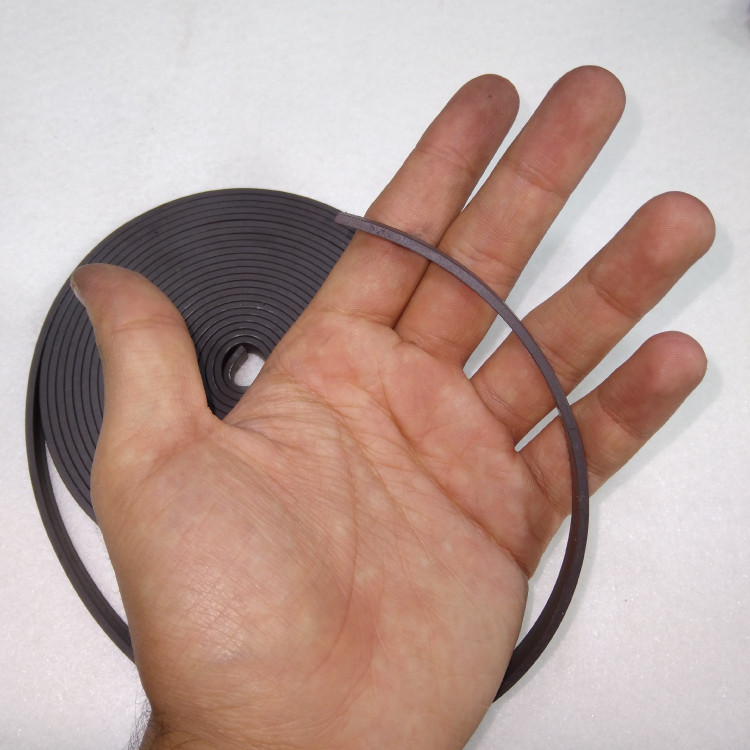 آهنربا متری بسته 5 یاردی (4.5 متری)(خرازی و خیاطی)